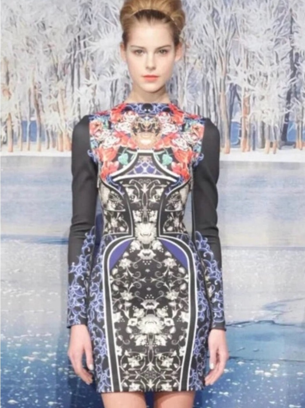 CLOVER CANYON ROYAL EGG VASE FLORAL LONG SLEEVE BODYCON DRESS - Picture 2 of 8
